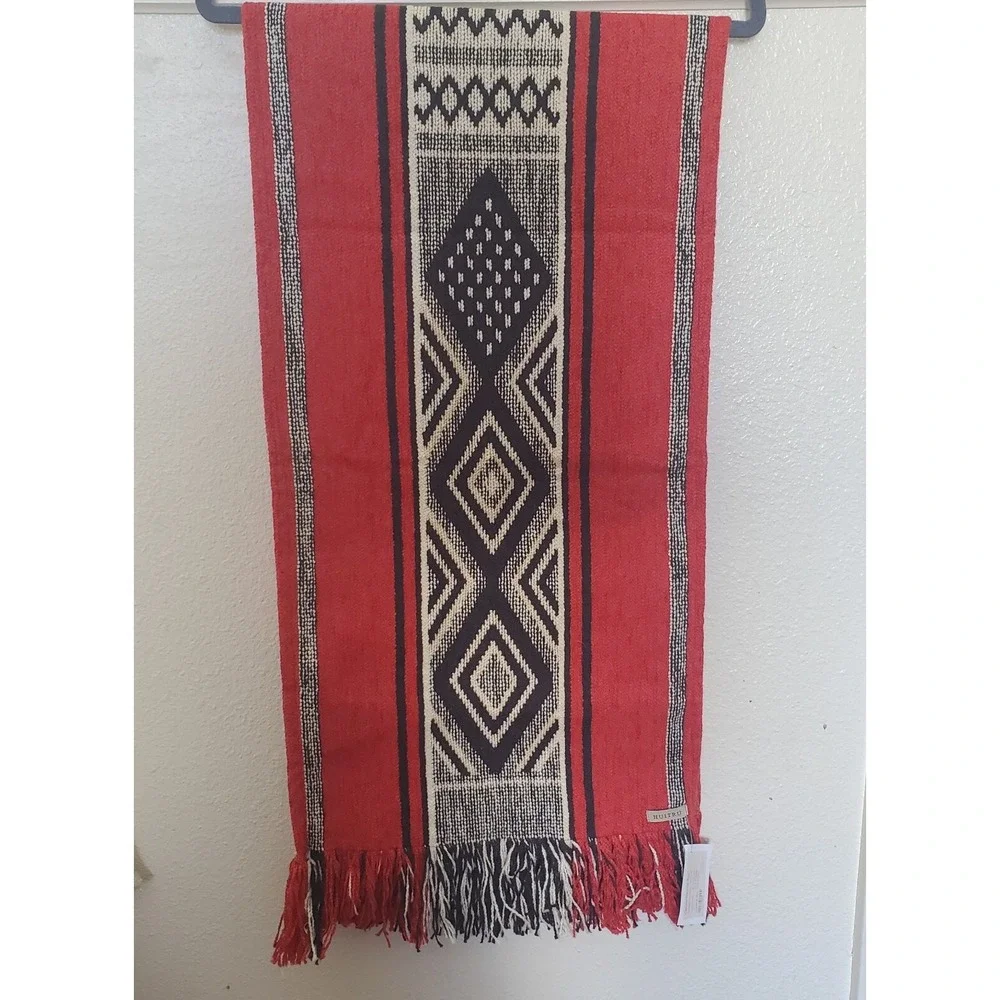 Huitru Camino Gaucha Rojo Table Runner Red Geometric Fringed Argentina 63x14